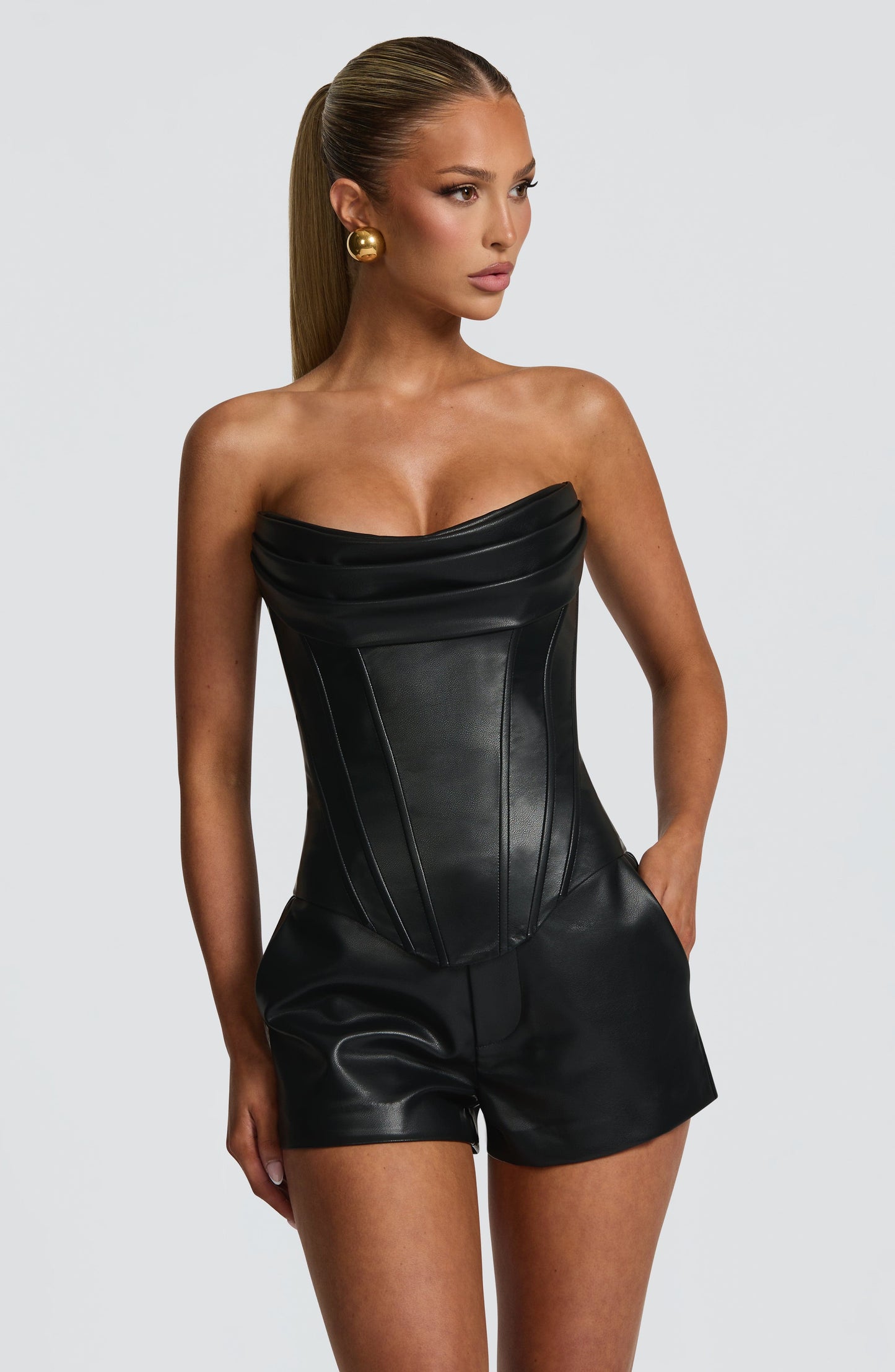 Liv Shorts - Black